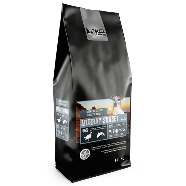 Black Canyon Trockenfutter mit Senior Truthahn und Lachs
